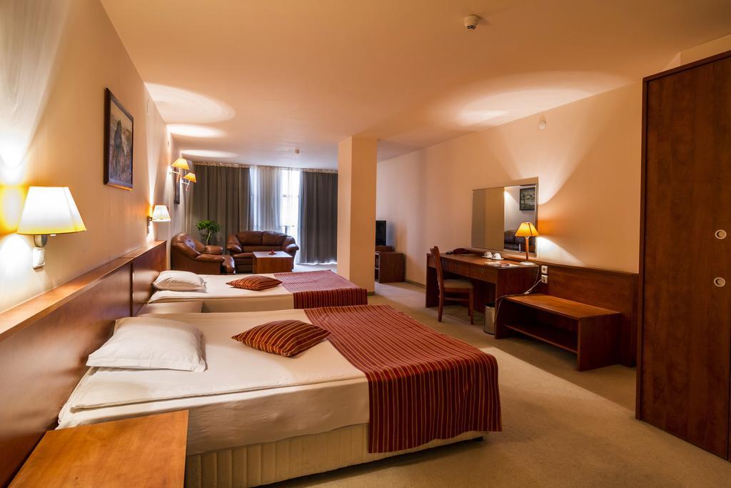 Plaza Hotel Varna Exterior foto