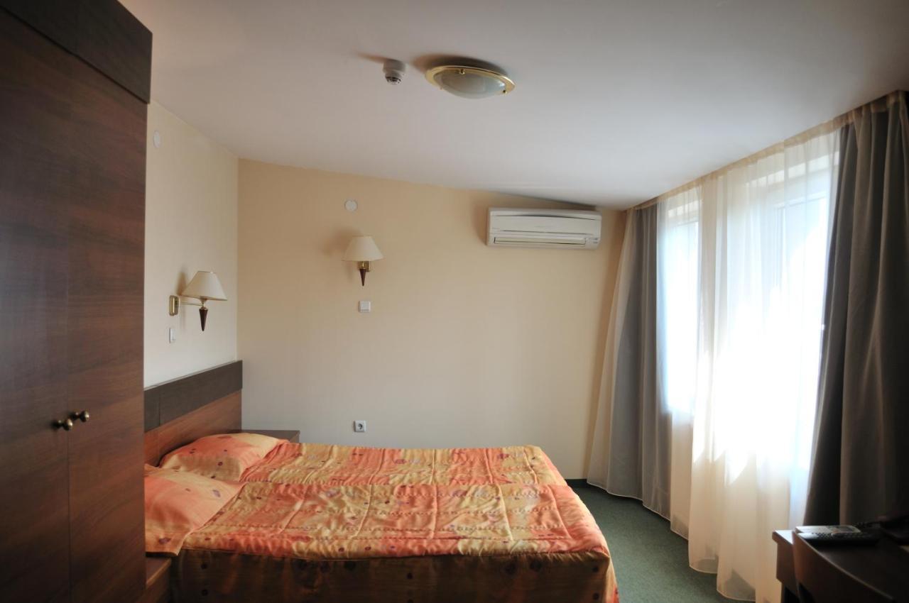 Plaza Hotel Varna Exterior foto